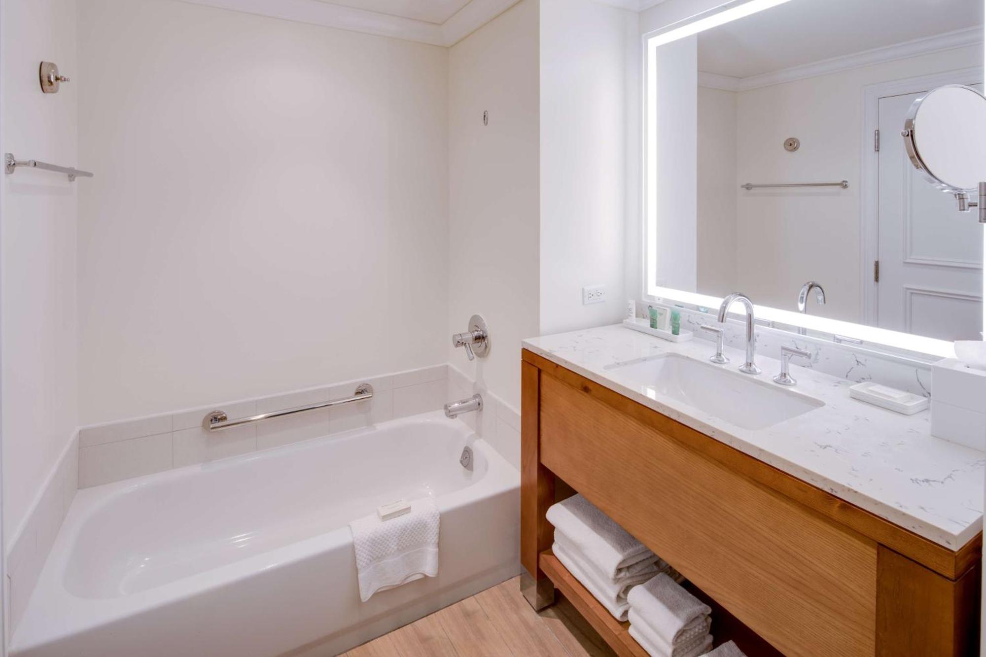 Premium Double Room with Ocean View